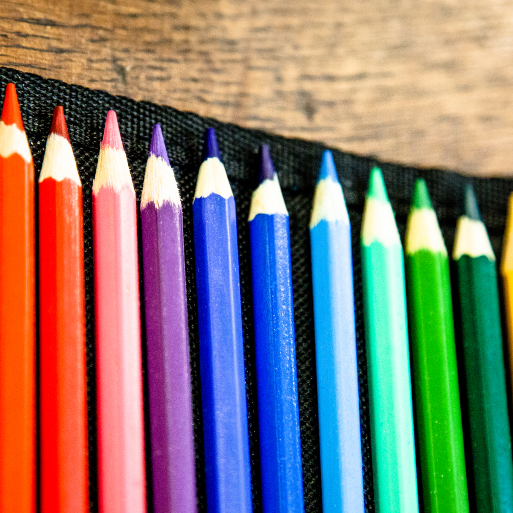 Crayons de couleur en trousse pour un transport facile